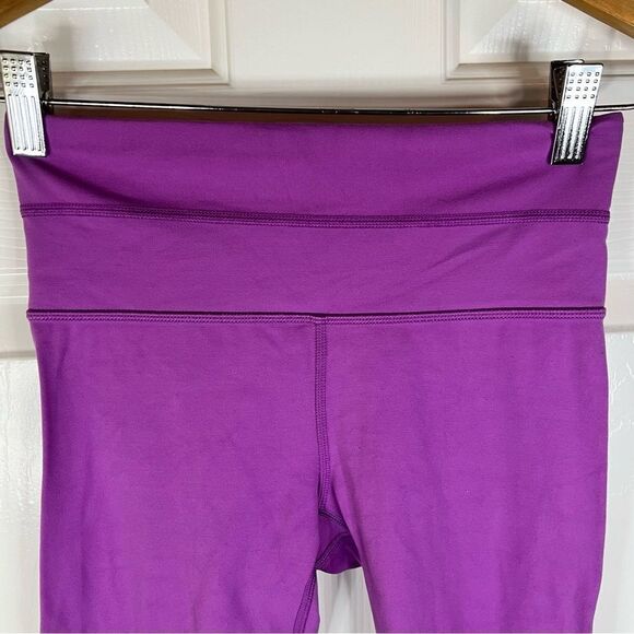 Athleta High Rise Double Band Waist Leggings with Mesh Accents on Leg Size Small - Picture 3 of 7